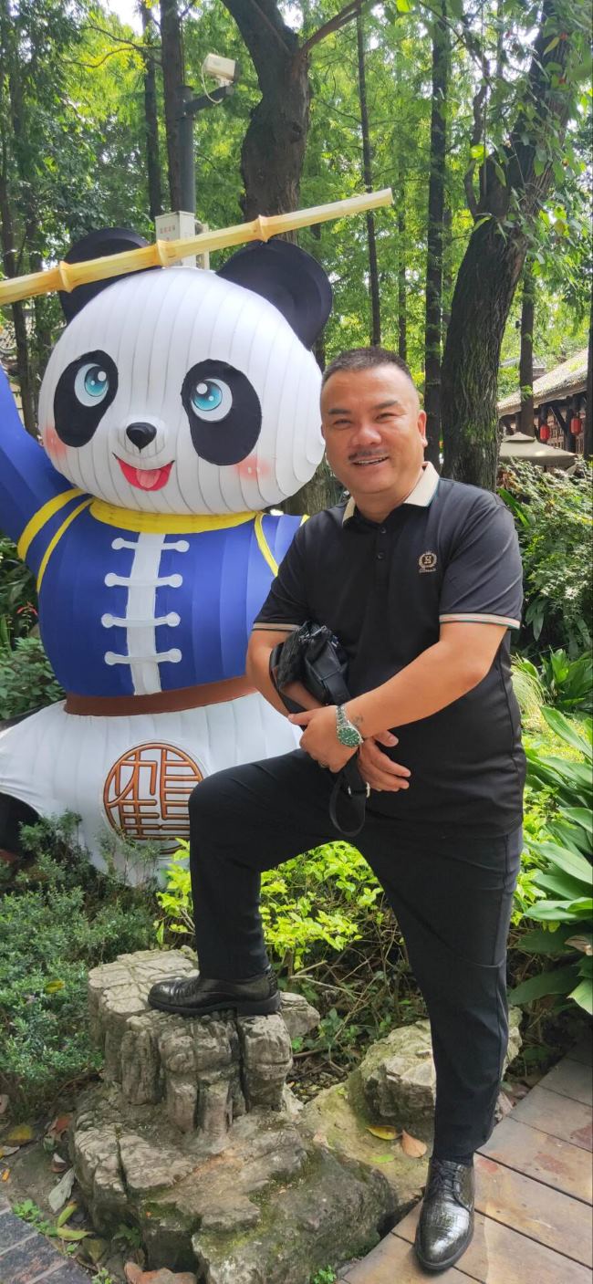 �������